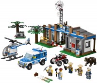 Photos - Construction Toy Lego Forest Police Station 4440 