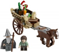 Photos - Construction Toy Lego Gandalf Arrives 9469 