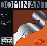 Photos - Strings Thomastik Dominant Violin 132 