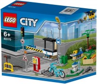 Photos - Construction Toy Lego Build My City Accessory Set 40170 