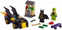 Photos - Construction Toy Lego Batman vs. The Riddler Robbery 76137 