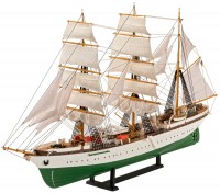 Photos - Model Building Kit Revell Gorch Fock 60th Anniversary Edition (1:253) 