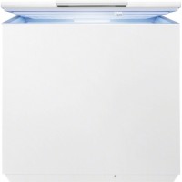 Photos - Freezer Electrolux EC 2801 AOW 260 L