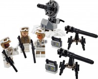 Photos - Construction Toy Lego Defence of Hoth 40557 