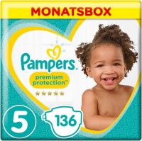 Photos - Nappies Pampers Premium Protection 5 / 136 pcs 