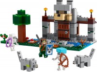 Photos - Construction Toy Lego The Wolf Stronghold 21261 