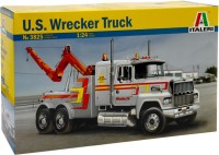 Photos - Model Building Kit ITALERI US Wrecker Truck (1:24) 