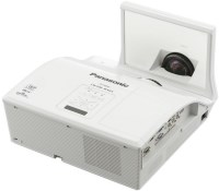 Projector Panasonic PT-CW330E 