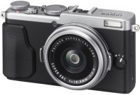Photos - Camera Fujifilm FinePix X70 
