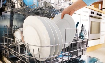 How to properly use a dishwasher