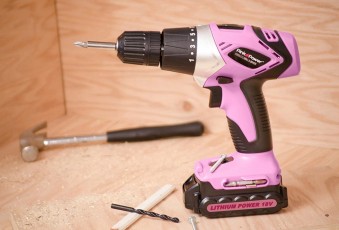 Screwdrivers and drills for dummies