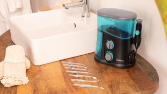 How to choose a water flosser